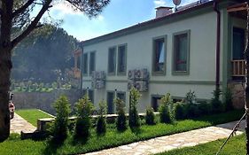 Elyada Otel Ve Bag Evi 8 Yas Uestue